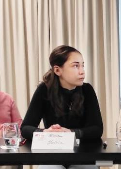 Maatschappelijk werker Yuliia uit Zakarpattia tijdens de ARQ training in de 7ROSES methodiek. 