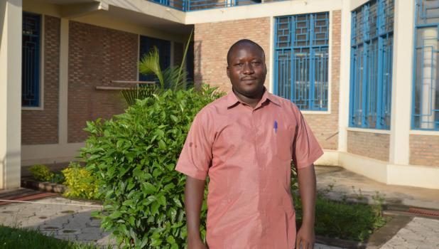 Michel participating in the ARQ Academic Writing Workshop