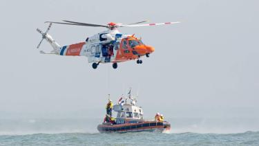 KNRM op zee
